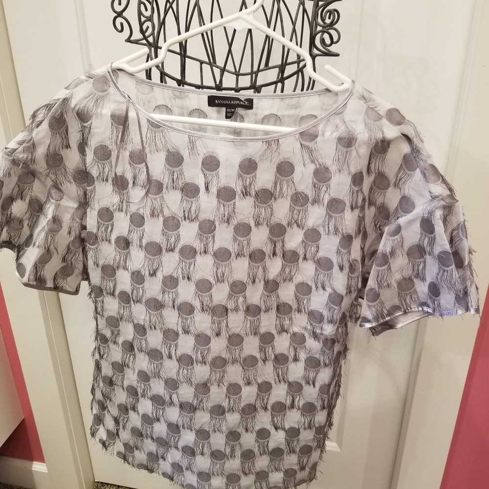 Banana Republic unique textured blouse